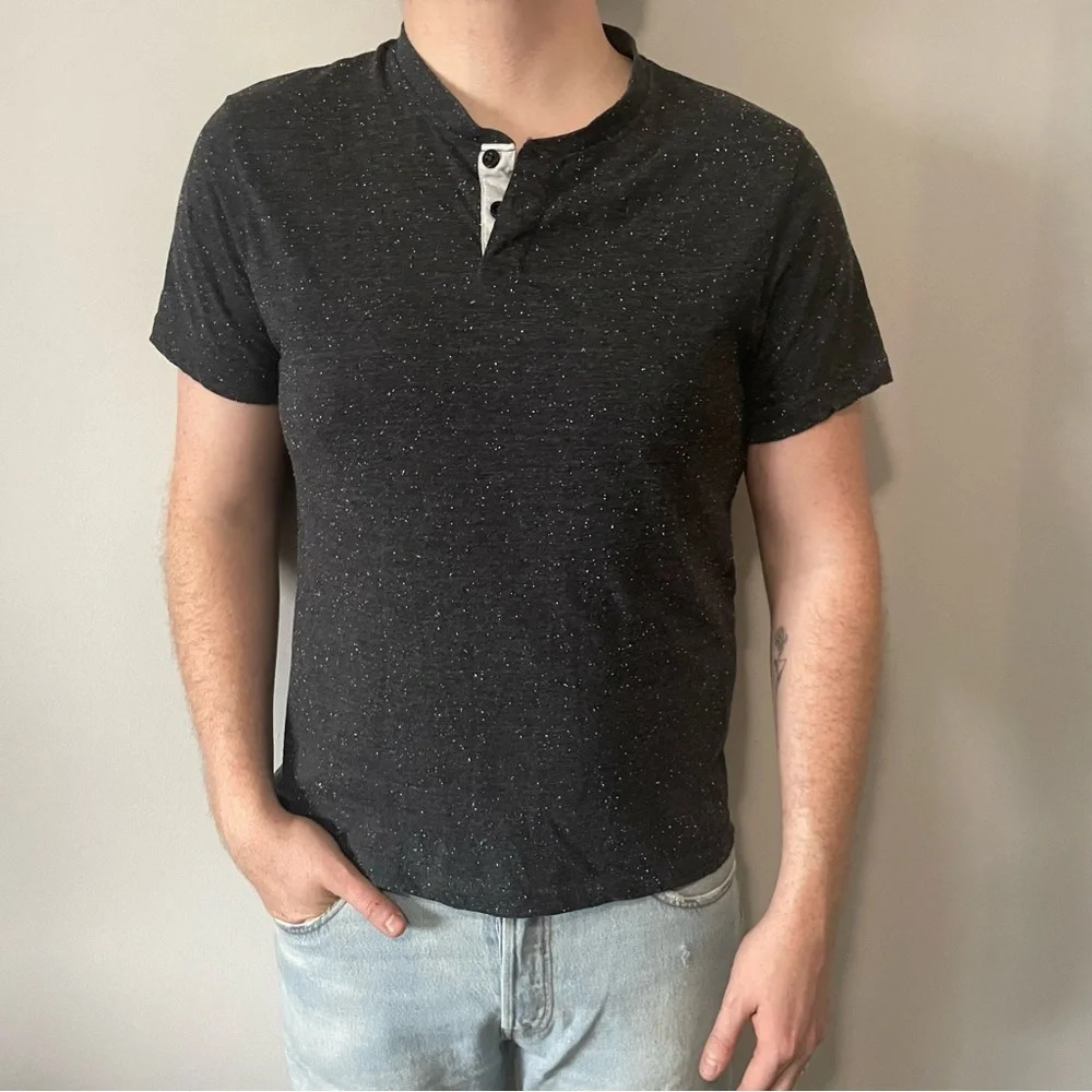 👕 LG Kangol Men’s Grey Short Sleeve T-Shirt - Salt and Pepper Style! 👕